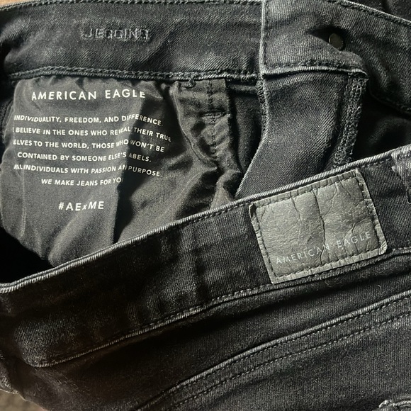 American Eagle Outfitters Black Denim Jegging Sz 8 SHORT - Picture 9 of 9